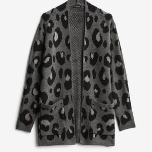 Pink Clover Rosaleen grey open cardigan